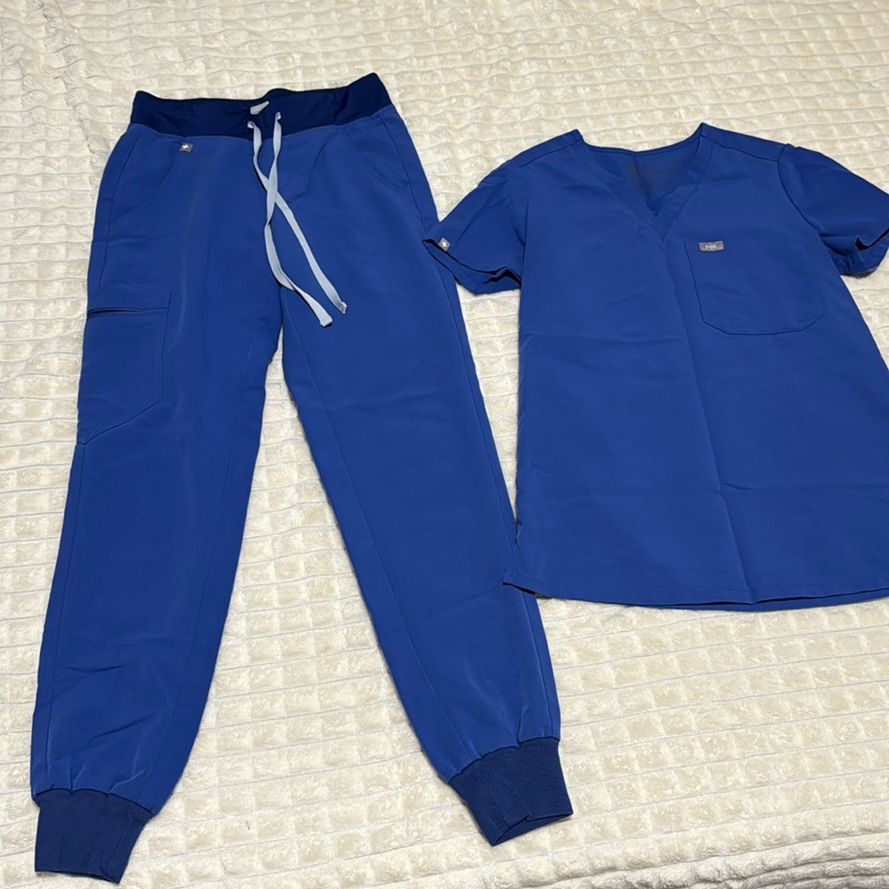 Figs set scrubs